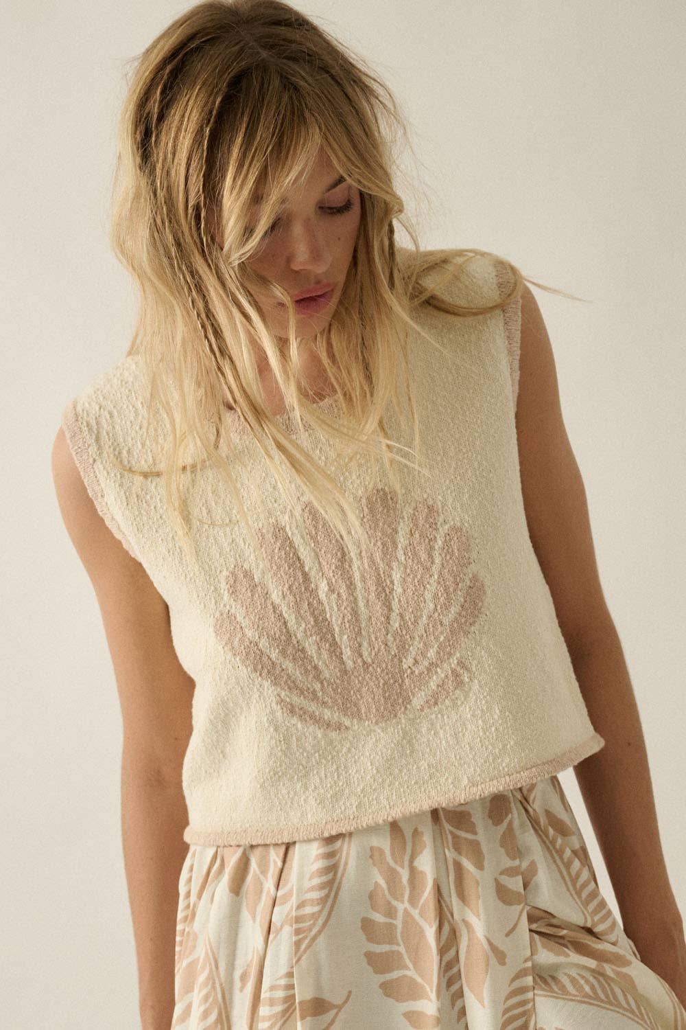 Seashell Jacquard-Knit Cropped Sweater Tank Top