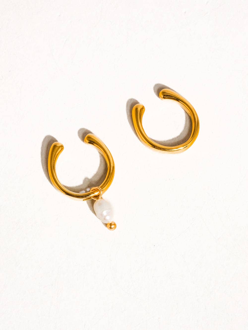 Talon 18K Gold Non-Tarnish Pearl Hoop Ear Cuff: Yellow Gold